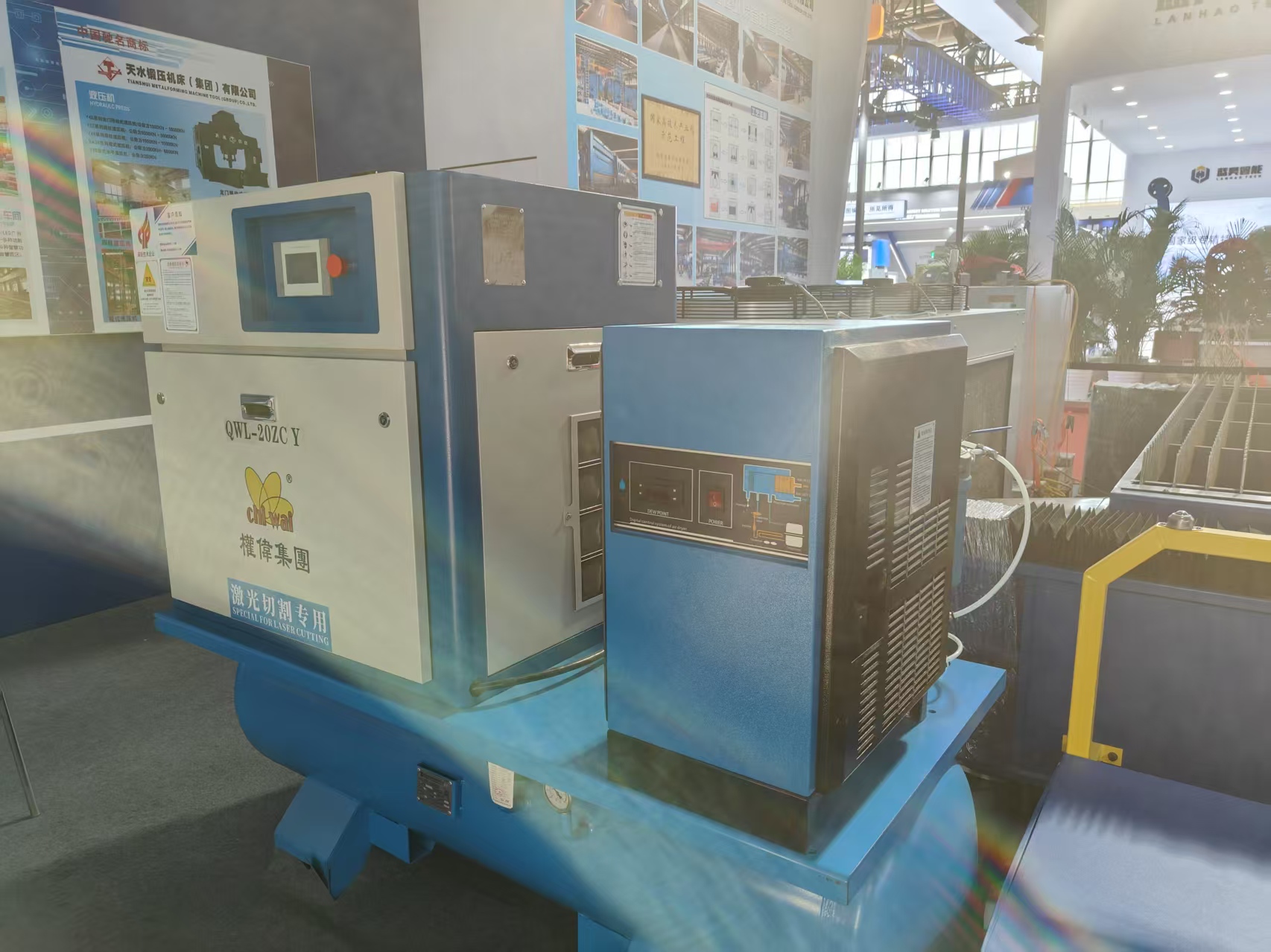 fiber laser cutting machine