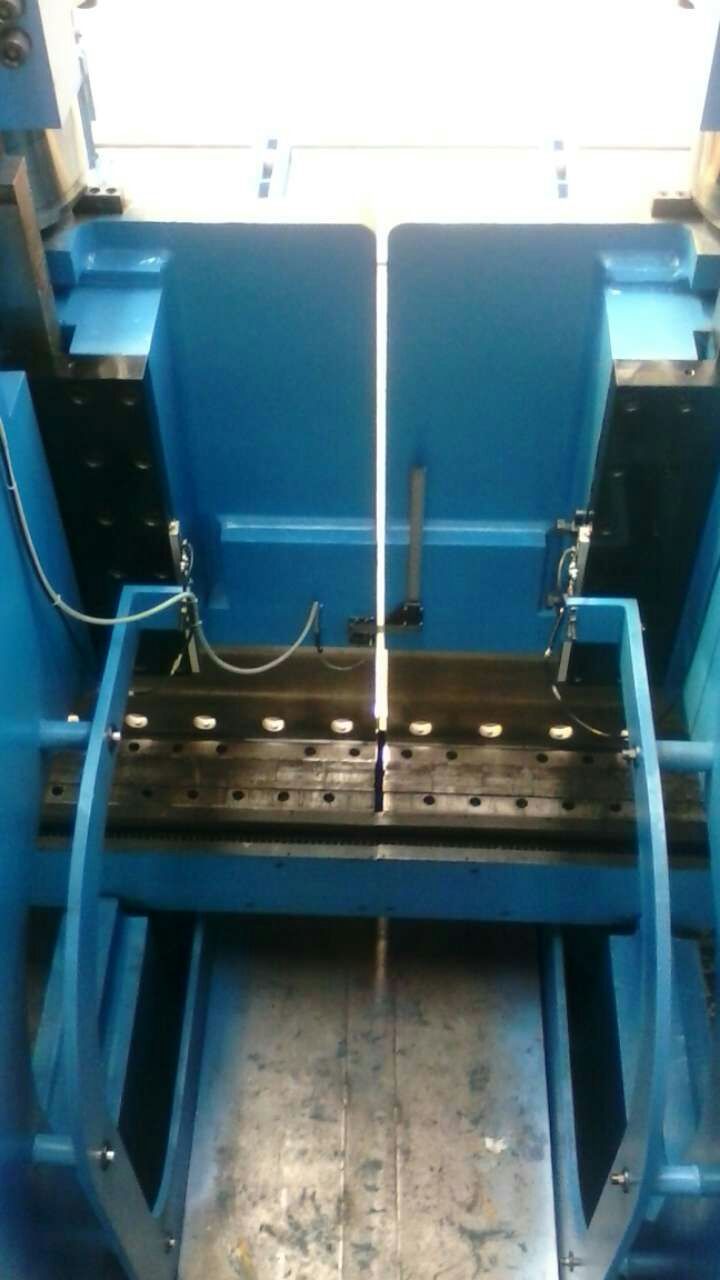 Tandem Press Brake for Electrical Pole Tower (2-WE67K-800/7000 DA56S)