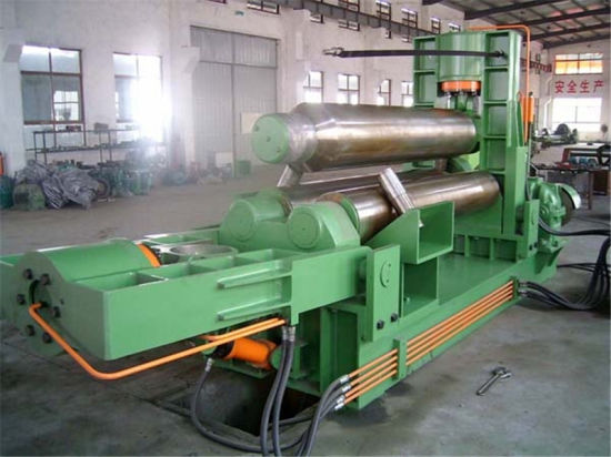 Rolling Machine with Prebending Used to Roll 30mm Thick Round Barrel (W11S-30X2500)