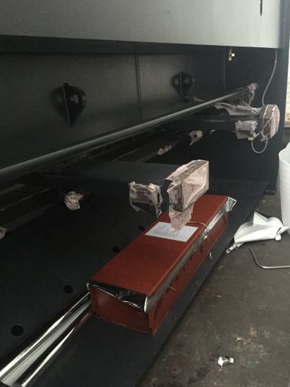 Hydraulic Swing Beam Shearing Machine (QC12Y-12*4000)