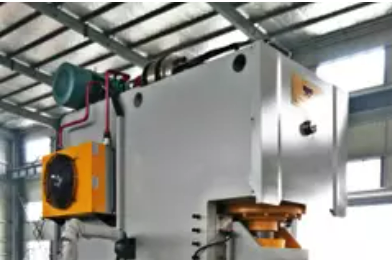 Hydraulic Press Vs Pneumatic Press - An Ultimate Comparison