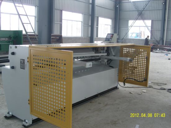 Guillotine Shearing Machine to Shear 3.2mm Mild Steel (QH11D-3.2X2500)